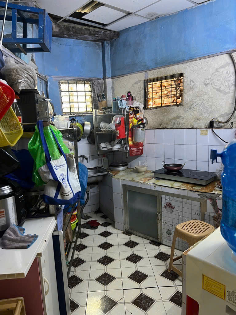 BÁN GẤP GẦN MẶT TIỀN KHA VẠN CÂN